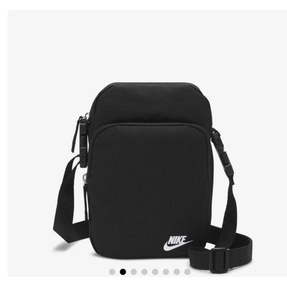 Nike Black Heritage Crossbody Bag 4L